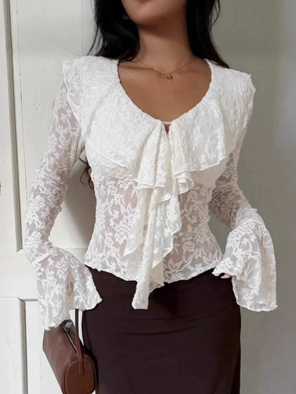 Forever 21 White Lace Ruffled Blouse Spring Flared Sleeve
